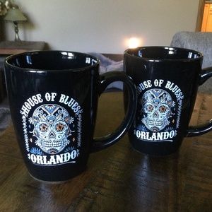 New House of Blues Orlando Set (2) 16 oz Ceramic Coffee Mugs Black Sugar Skull